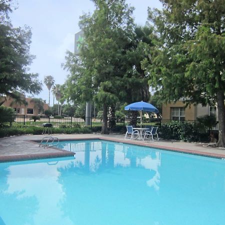 Sonesta Simply Suites Stafford Luaran gambar